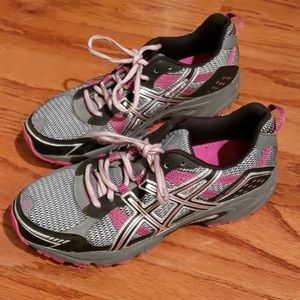 Asics Gel-Venture 4 shoes size 8